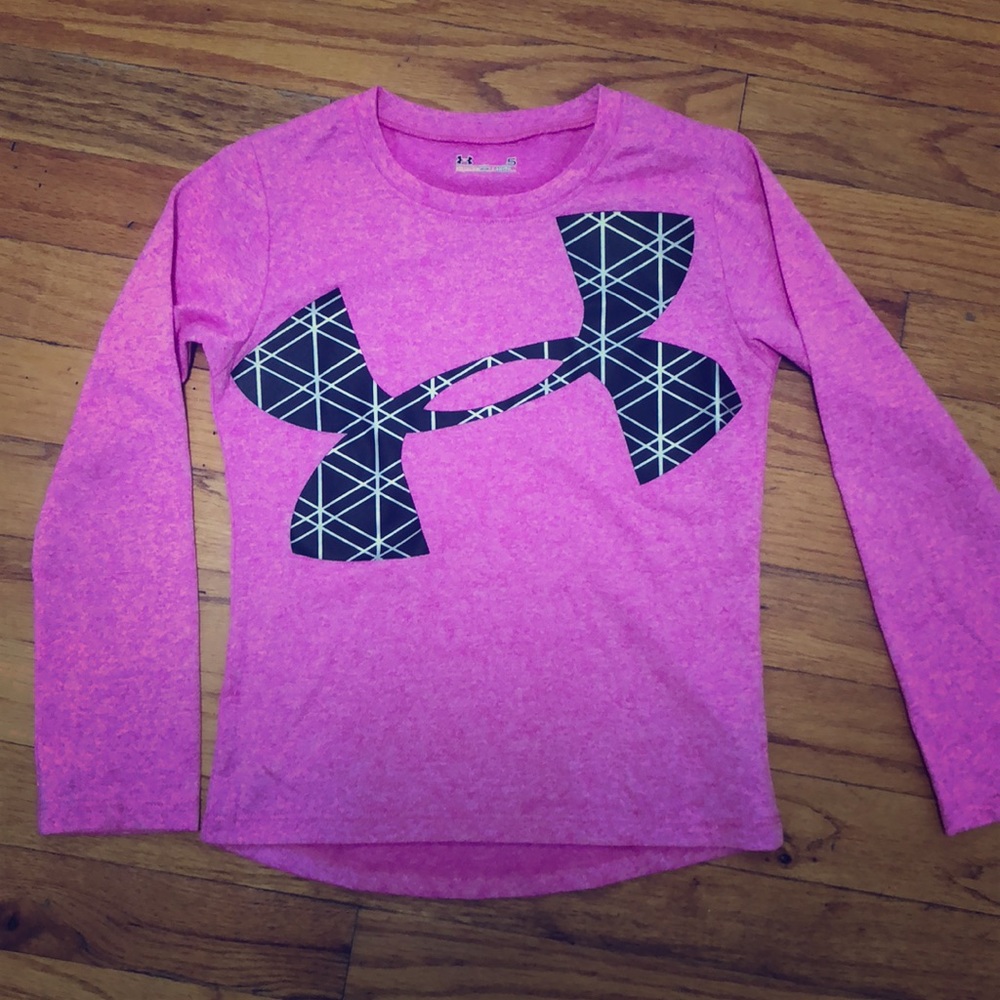 Under Armour T-shirt. Size 5